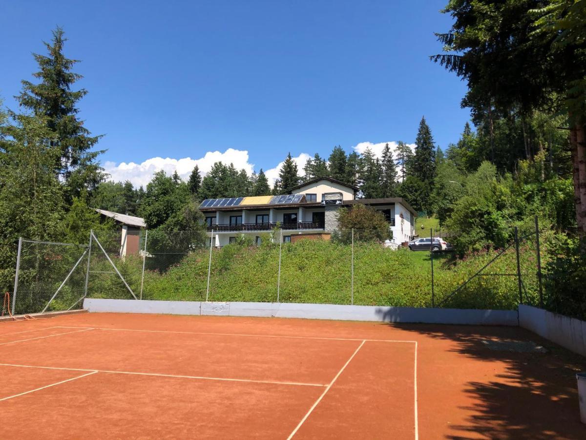 La Irmania Pension Ledenitzen Exterior foto